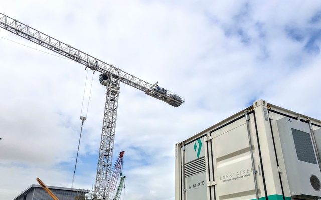 Construction Crane, Construction